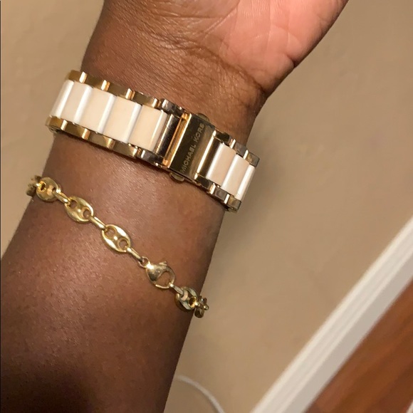 White and Gold Michael Kors watch main image 3